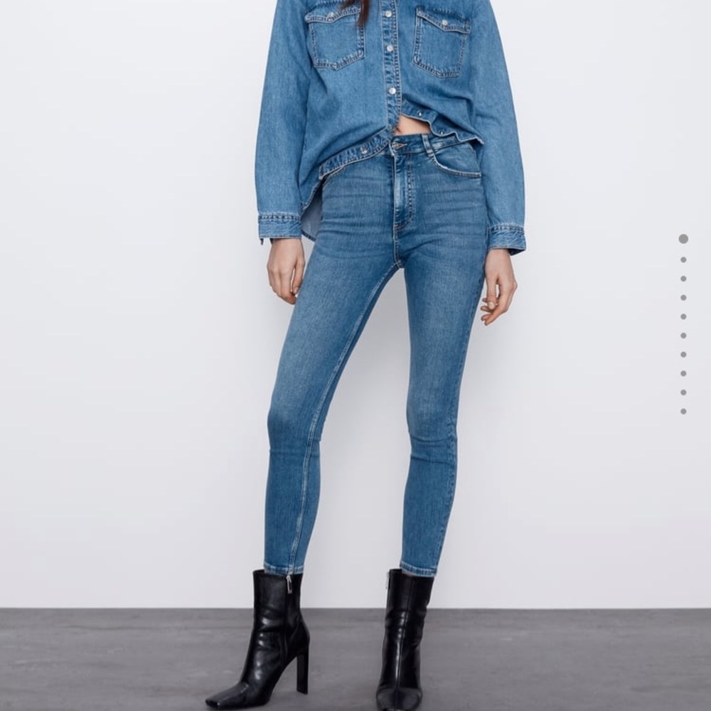 Zara stretchy skinny jeans medium light wash